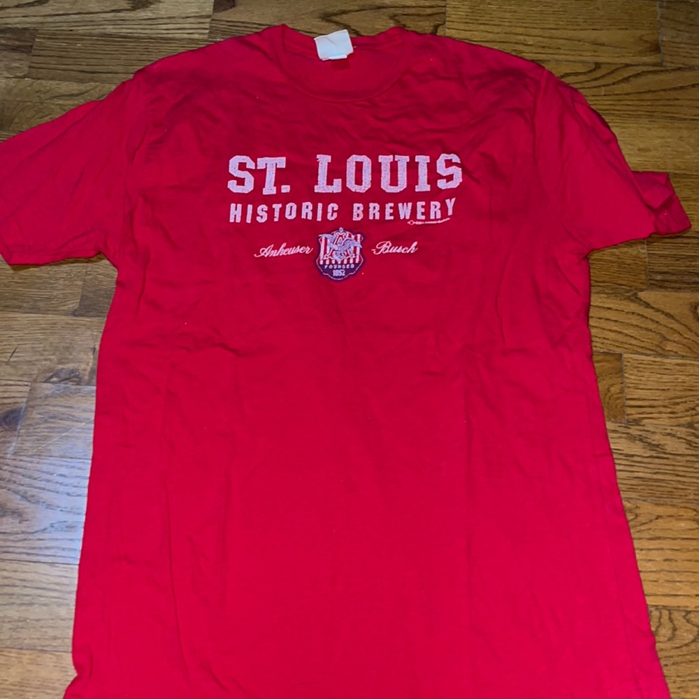 Vintage Anheuser Busch Brewery Jones & Mitchell Red St. Louis T-shirt sz XL